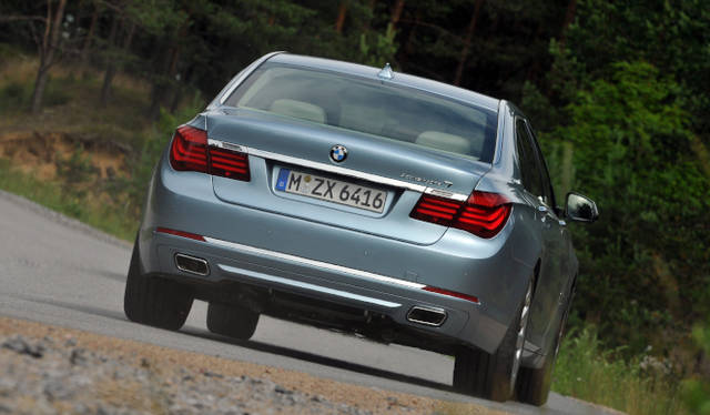 <strong>BMW 7 series｜ビー・エム・ダブリュー 7シリーズ</strong>　ActiveHyberid 7｜アクティブハイブリッド7