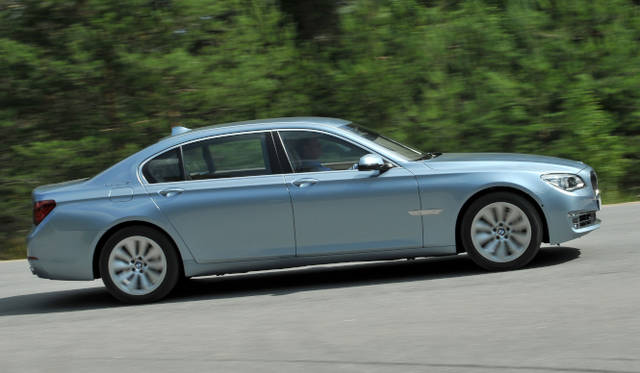 <strong>BMW 7 series｜ビー・エム・ダブリュー 7シリーズ</strong>　ActiveHyberid 7｜アクティブハイブリッド7