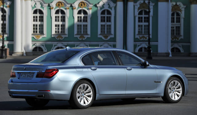 <strong>BMW 7 series｜ビー・エム・ダブリュー 7シリーズ</strong>　ActiveHyberid 7｜アクティブハイブリッド7