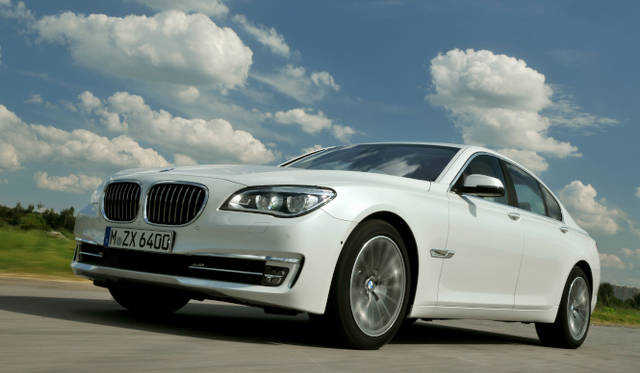 <strong>BMW 7 series｜ビー・エム・ダブリュー 7シリーズ</strong>　750i