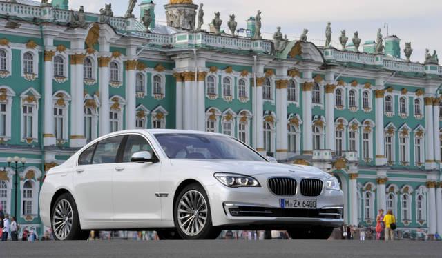 <strong>BMW 7 series｜ビー・エム・ダブリュー 7シリーズ</strong>　750i