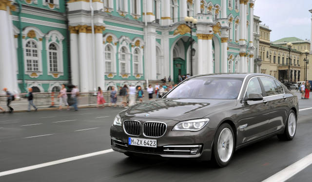 <strong>BMW 7 series｜ビー・エム・ダブリュー 7シリーズ</strong>　750Li
