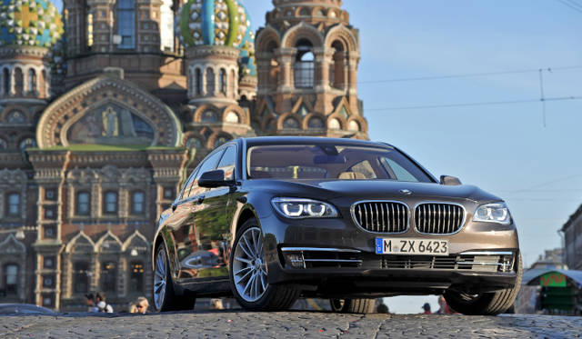 <strong>BMW 7 series｜ビー・エム・ダブリュー 7シリーズ</strong>　750Li