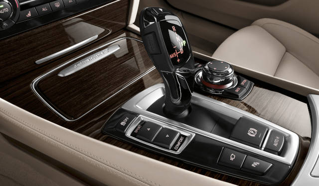 <strong>BMW 7 series｜ビー・エム・ダブリュー 7シリーズ</strong>　ActiveHyberid 7｜アクティブハイブリッド7