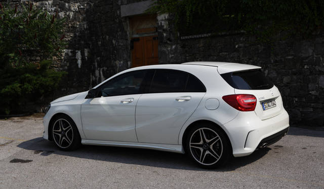 <strong>Mercedes-Benz A250 BlueEFFICIENCY｜メルセデス・ベンツ A250 ブルーエフィシエンシー</strong>