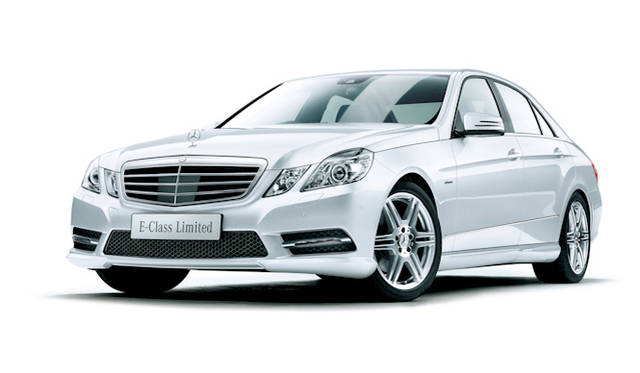 <strong>Mercedes-Benz E300 BlueEFFICIENCY AVANTGARDE Limited<br />Mercedes-Benz E350 BlueTEC AVANTGARDE Limited <br />メルセデス・ベンツE300 ブルーエフィシェンシー アバンギャルド リミテッド<br />メルセデス・ベンツE350 ブルーテック アバンギャルド リミテッド</strong> 