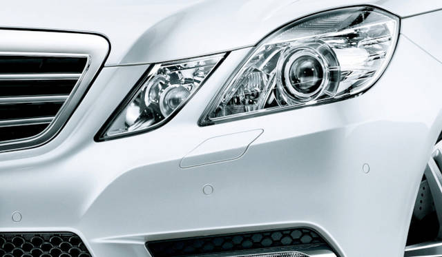 <strong>Mercedes-Benz E300 BlueEFFICIENCY AVANTGARDE Limited<br />Mercedes-Benz E350 BlueTEC AVANTGARDE Limited <br />メルセデス・ベンツE300 ブルーエフィシェンシー アバンギャルド リミテッド<br />メルセデス・ベンツE350 ブルーテック アバンギャルド リミテッド</strong> 