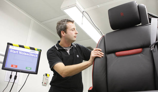 <strong>ROLLS-ROYCE｜ロールス・ロイス</strong>