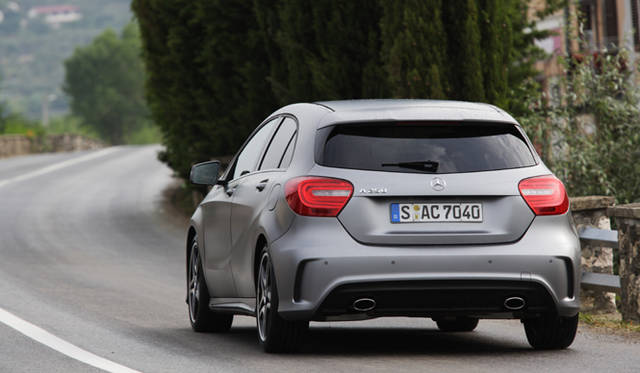 <strong>Mercedes-Benz A-class｜メルセデス・ベンツ Aクラス</strong>