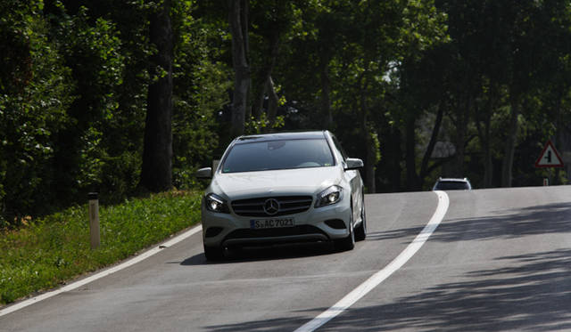 <strong>Mercedes-Benz A-class｜メルセデス・ベンツ Aクラス</strong>