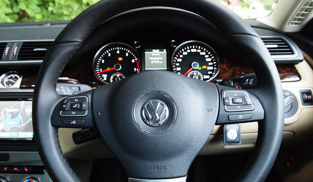 <strong>Volkswagen CC｜フォルクスワーゲン CC</strong>
