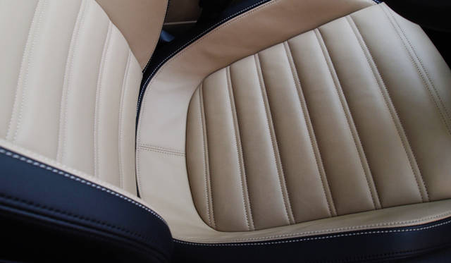 <strong>Volkswagen CC｜フォルクスワーゲン CC</strong>