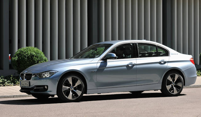 <strong>BMW Active Hybrid 3｜ビー・エム・ダブリューアクティブハイブリッド 3</strong>　※写真は本国仕様