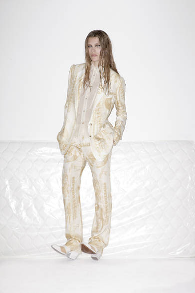 　2013年春夏プレコレクション