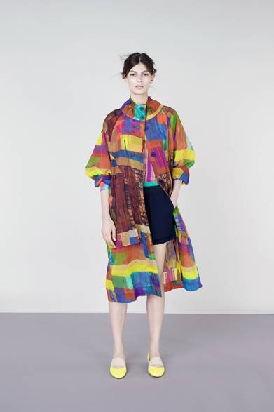 　2013年春夏プレコレクション　© 2012 ISSEY MIYAKE INC.