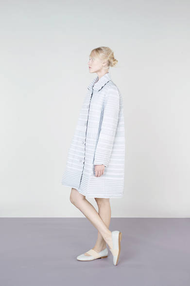 　2013年春夏プレコレクション　© 2012 ISSEY MIYAKE INC.