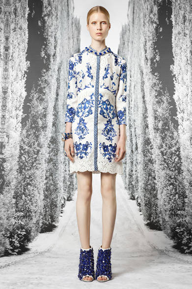 　2013年春夏プレコレクション