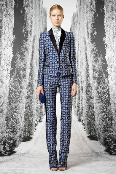 　2013年春夏プレコレクション