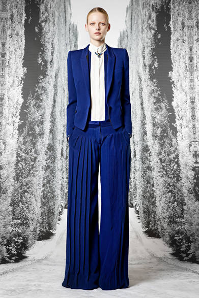 　2013年春夏プレコレクション