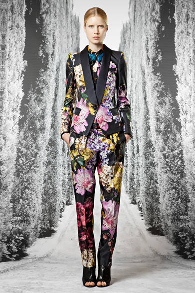 　2013年春夏プレコレクション