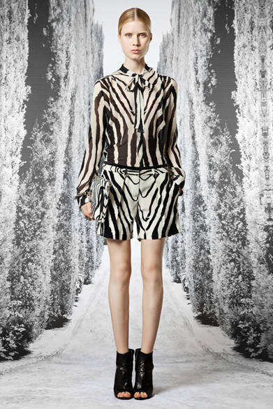 　2013年春夏プレコレクション