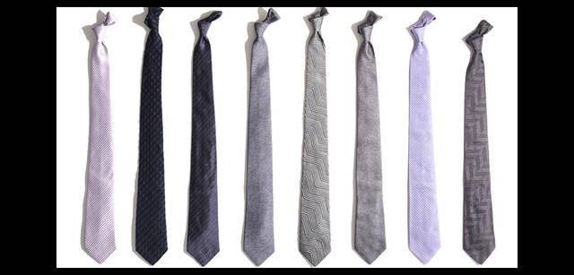 <strong>GIORGIO ARMANI｜ジョルジオ アルマーニ</strong><br />ジョルジオ アルマーニのネクタイの魅力は、上質な素材と、ジオメトリックなグラフィカルパターンと独特なカラーにある。ネクタイ　各2万1000円（すべてジョルジオ アルマーニ／ジョルジオ アルマーニ ジャパン）