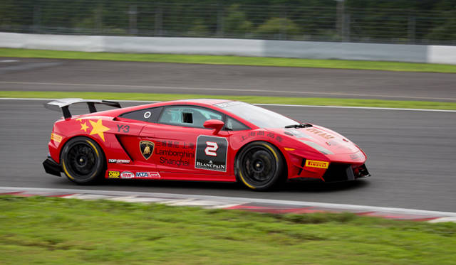 <strong>Lamborghini Blancpain Super Trofeo｜ランボルギーニ・ブランパン・スーパートロフェオ</strong>