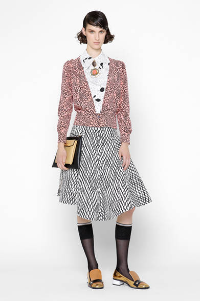 　2013年春夏プレコレクション