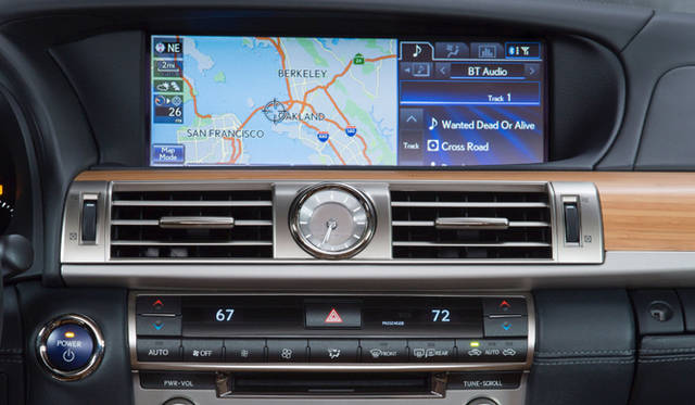 <strong>LEXUS LS600h｜レクサス LS600h</strong>