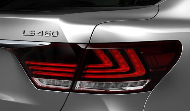 <strong>LEXUS LS460｜レクサス LS460</strong>