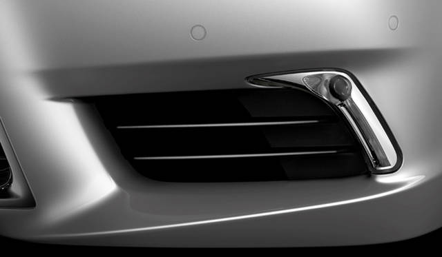 <strong>LEXUS LS460｜レクサス LS460</strong>