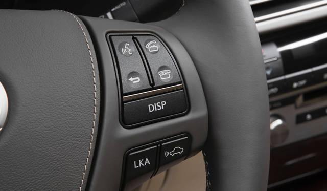 <strong>LEXUS LS460｜レクサス LS460</strong>