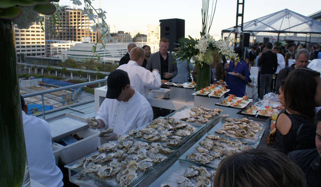 <strong>LEXUS LS｜レクサス LS</strong><br />LAWS OF ATTRACTION