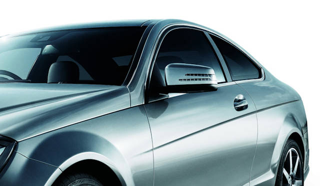 <strong>Mercedes-Benz C-Class Avantgarde｜メルセデス・ベンツCクラス アバンギャルド</strong>