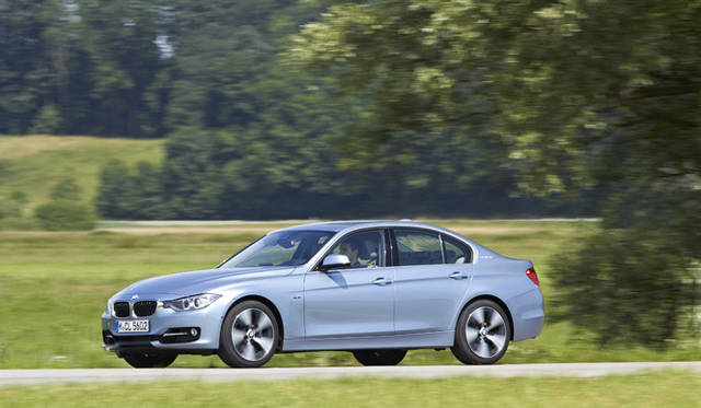 <strong>BMW ActiveHybrid 3｜ビー・エム・ダブリュー アクティブ ハイブリッド 3</strong>
