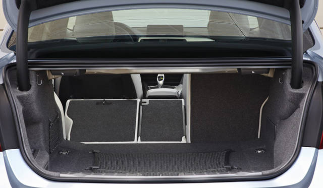 <strong>BMW ActiveHybrid 3｜ビー・エム・ダブリュー アクティブ ハイブリッド 3</strong>