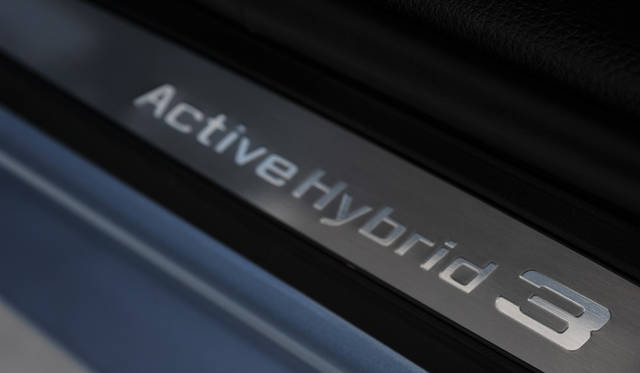 <strong>BMW ActiveHybrid 3｜ビー・エム・ダブリュー アクティブ ハイブリッド 3</strong>