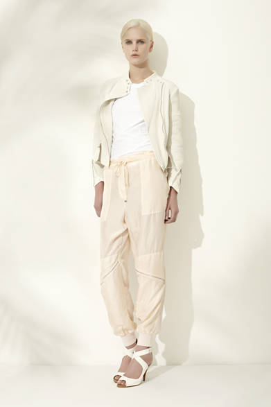 　2013年春夏プレコレクション