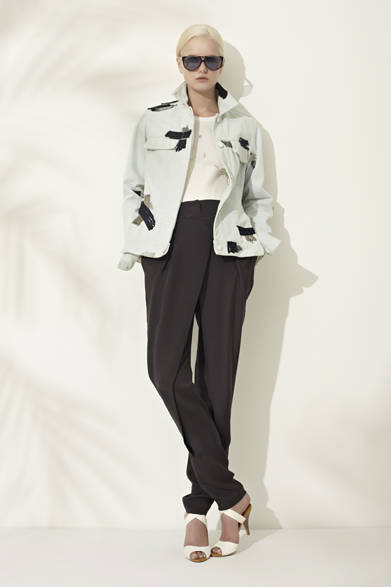 　2013年春夏プレコレクション