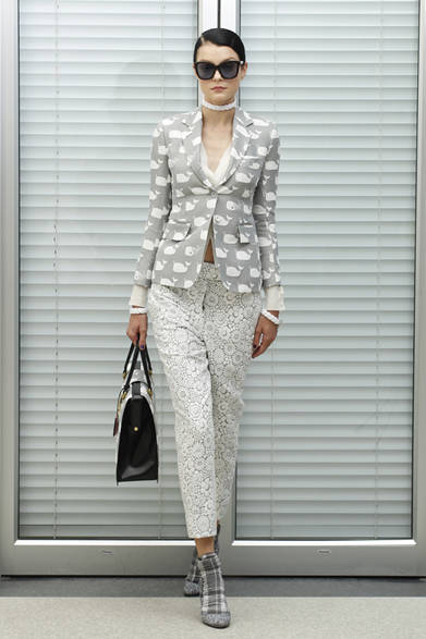 　2013年春夏プレコレクション　© Dan and Corina Lecca