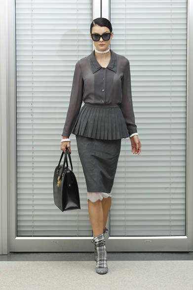 　2013年春夏プレコレクション　© Dan and Corina Lecca