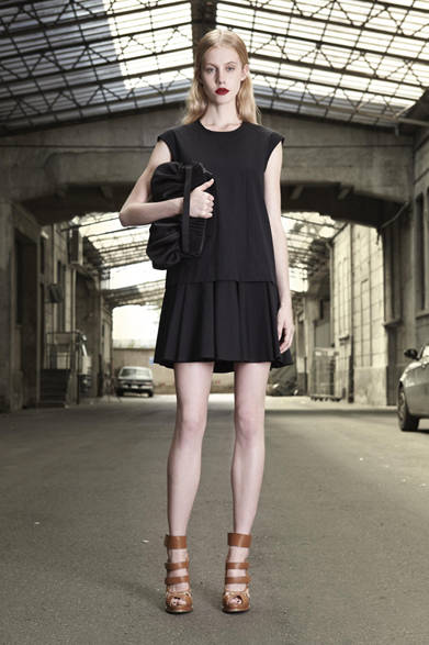 　2013年春夏プレコレクション