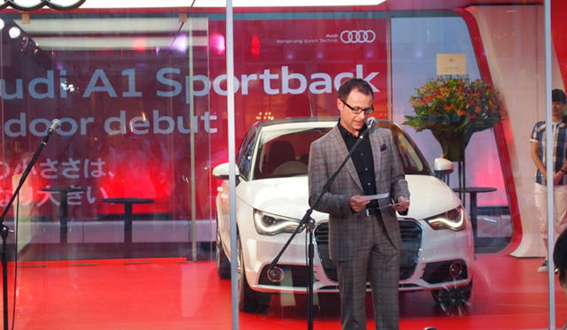 <strong>A1 Shop Terrace Tokyo</strong><br />アウディジャパンCCO アダム・パスタナック氏による開幕のスピーチ