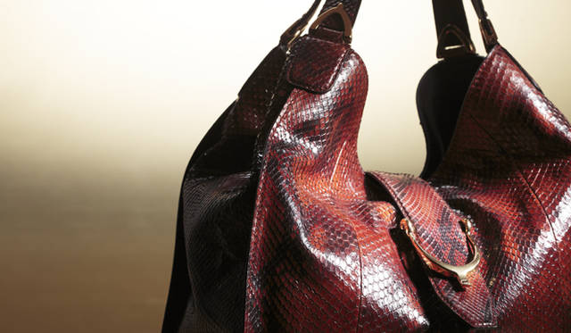 <strong>GUCCI｜グッチ</strong>　ショルダーバッグ[W35×H29×D18 cm]　40万9500円