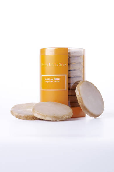 <strong>PIERRE HERMÉ PARIS│ピエール・エルメ・パリ</strong>　サブレ アンフィニマン シトロン　1個：1470 円