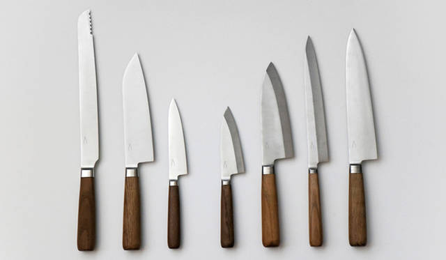 <strong>大日本市 伊勢丹店</strong>　新潟県三条市発、包丁工房の新ブランド「タダフサ」。プロダクトデザイナーの柴田文江氏がプロダクトデザインを担当、廣村デザイン事務所の廣村正彰氏がロゴを担当している