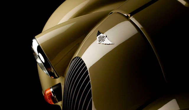 <strong>Morgan 4/4｜モーガン 4/4</strong><br />1936年に登場して以来 ながきにわたりつくりつづけられるライトウエイトスポーツカー