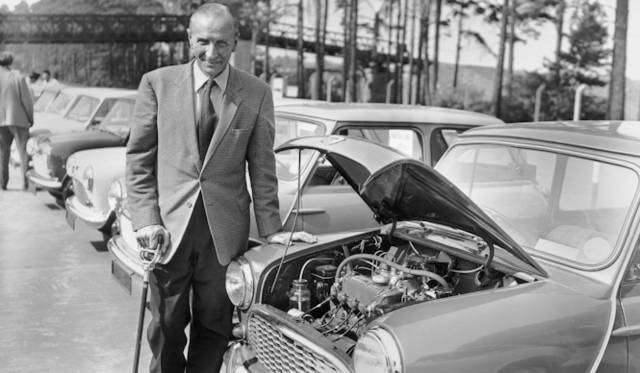 <strong> Alec Issigonis｜アレック・イシゴニス</strong><br />世界的に有名な小型車「ミニ」の設計者として知られる
