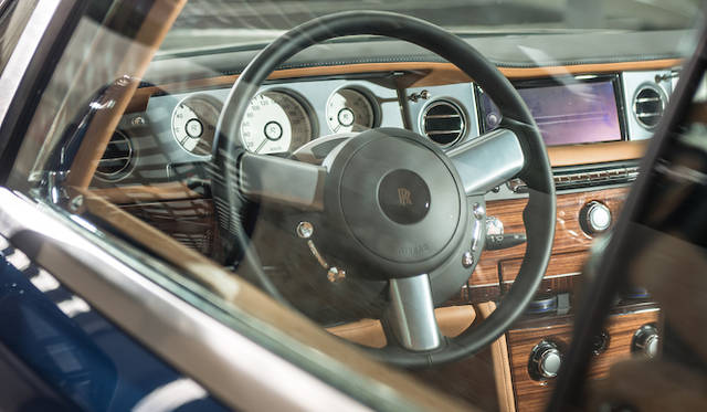 <strong>Rolls-Royce Phantom SeriesII Drop Head Coupe｜ロールス・ロイス ファントム シリーズII ドロップヘッドクーペ</strong>