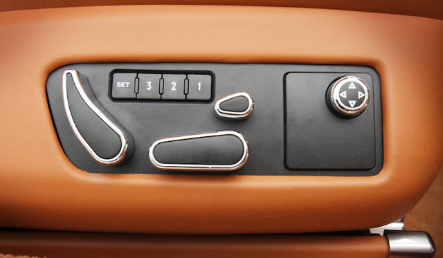 <strong>Bentley Continental GT V8｜ベントレー コンチネンタル GT V8</strong>